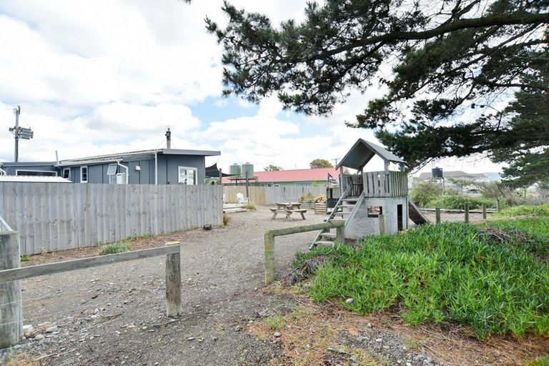 Photo of property in 31 Chamberlain Avenue, Amberley, 7481