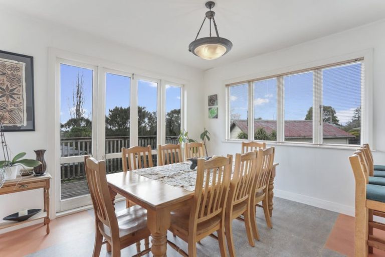 Photo of property in 26 Clayburn Road, Glen Eden, Auckland, 0602