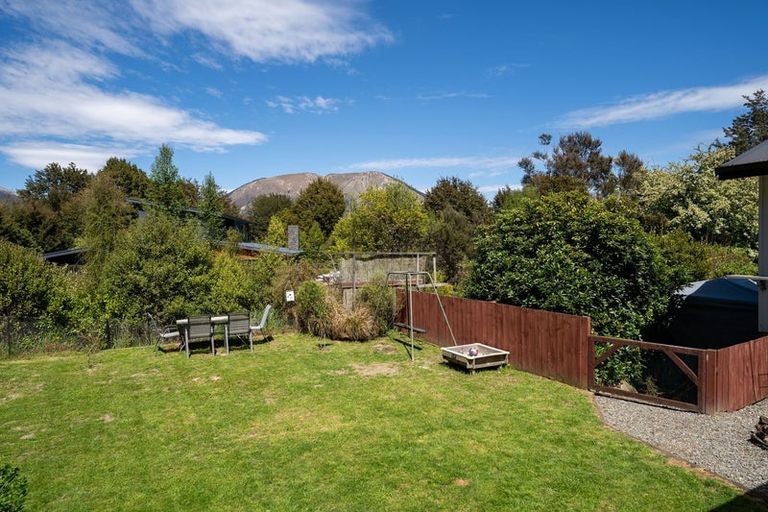 Photo of property in 7 Main Rd St Arnaud, St. Arnaud, Saint Arnaud, 7072