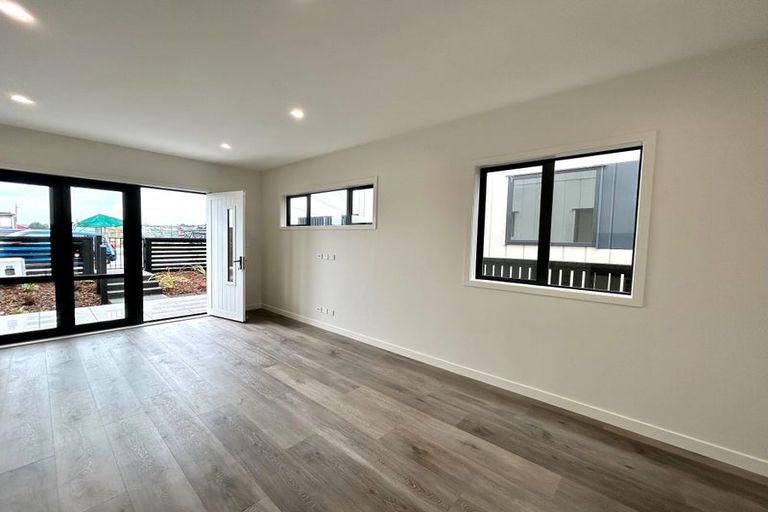 Photo of property in 32 Long George Drive, Totara Park, Auckland, 2019