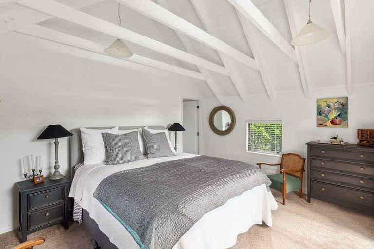 Photo of property in 2 Fiesta Grove, Raumati Beach, Paraparaumu, 5032