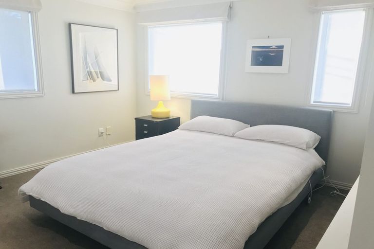 Photo of property in 23a Bournemouth Terrace, Murrays Bay, Auckland, 0630