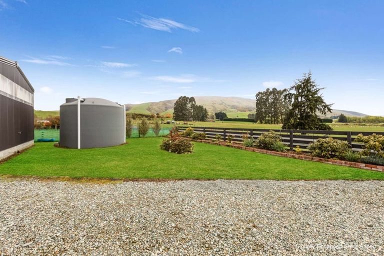 Photo of property in 9 Cleadon Street, Waikaia, 9778
