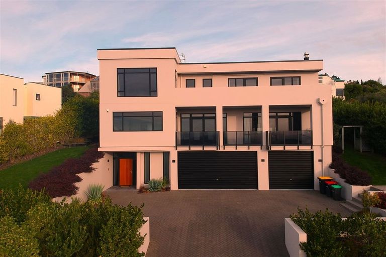 Photo of property in 4 Scarff Place, Cashmere, Christchurch, 8022