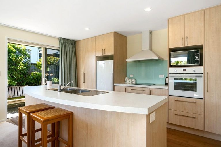 Photo of property in 2 Loloma Way, Wharewaka, Taupo, 3330