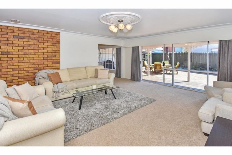 Photo of property in 3 Dingwall Place, Papatoetoe, Auckland, 2025