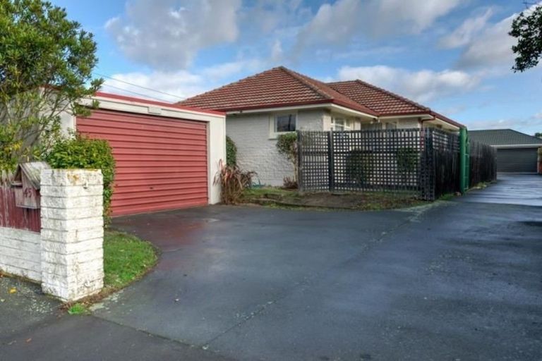 Photo of property in 2/45 Hounslow Street, Ilam, Christchurch, 8041