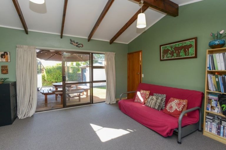 Photo of property in 5 Bowling Road, Greenmeadows, Napier, 4112