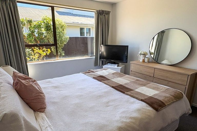 Photo of property in 1/14 Croziers Road, St Albans, Christchurch, 8052