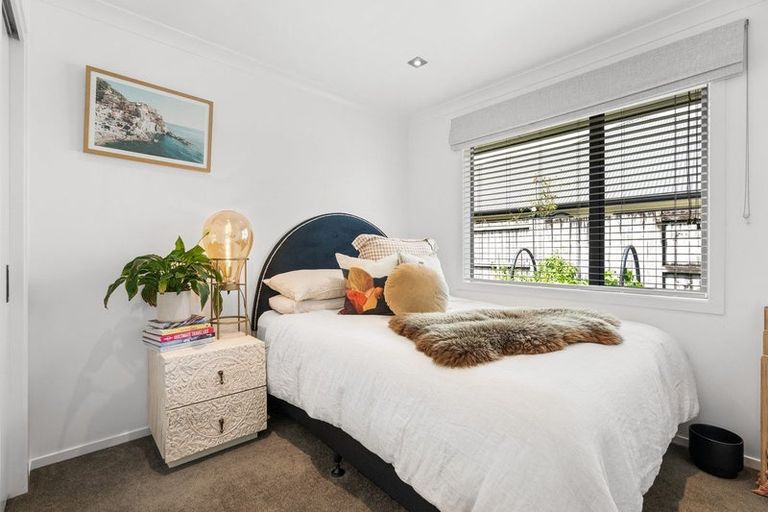 Photo of property in 27 Norfolk Drive, Cambridge, 3434