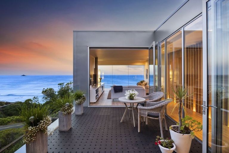 Photo of property in 932 Brighton Road, Brighton, Dunedin, 9035