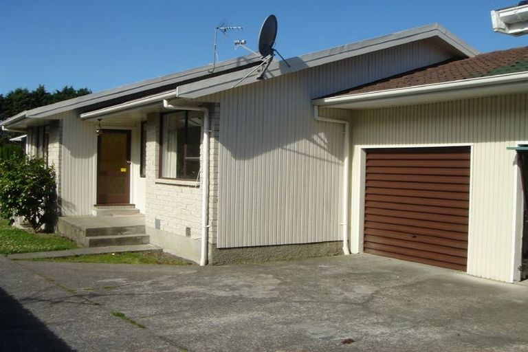 Photo of property in 1/35 Juniper Place, Burnside, Christchurch, 8053