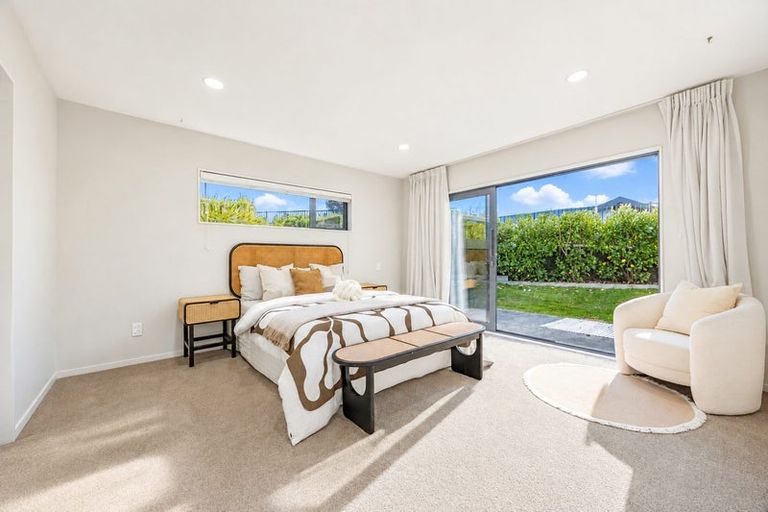 Photo of property in 21 Vintry Drive, Huapai, Kumeu, 0810