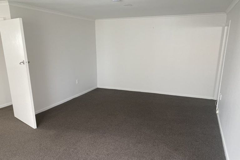 Photo of property in 18 Wilton Street, Levin, 5510