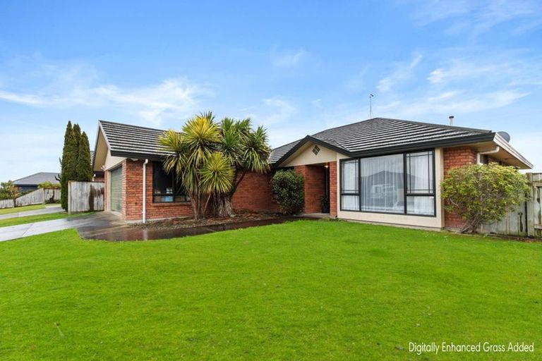 Photo of property in 2 Branigan Parade, Kelvin Grove, Palmerston North, 4414