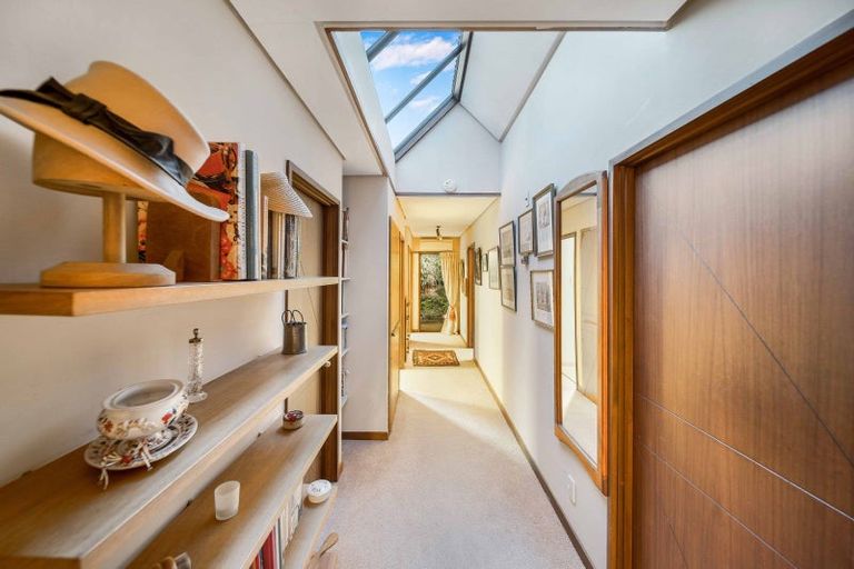 Photo of property in 11 Dunrobin Place, Avonhead, Christchurch, 8042