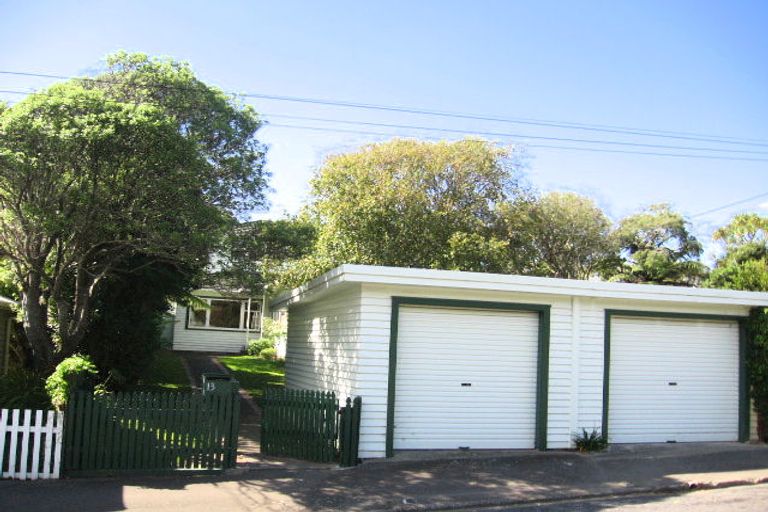 Photo of property in 13 Ngatoto Street, Khandallah, Wellington, 6035