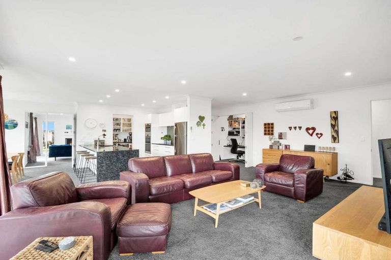 Photo of property in 13 Pahua Street, Pegasus, 7612