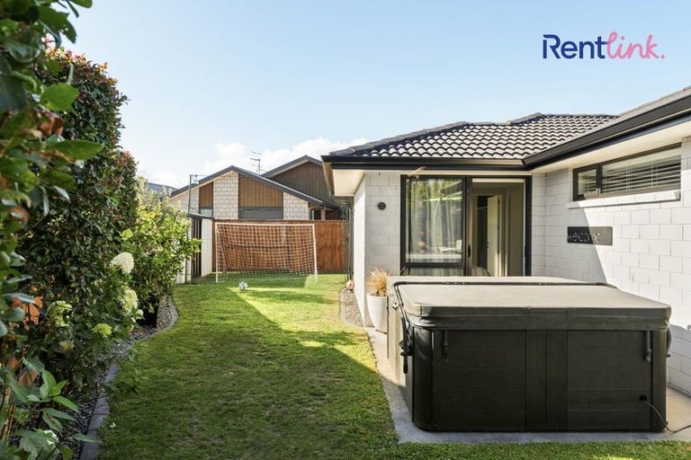 Photo of property in 23 Kahuparere Crescent, Pyes Pa, Tauranga, 3112