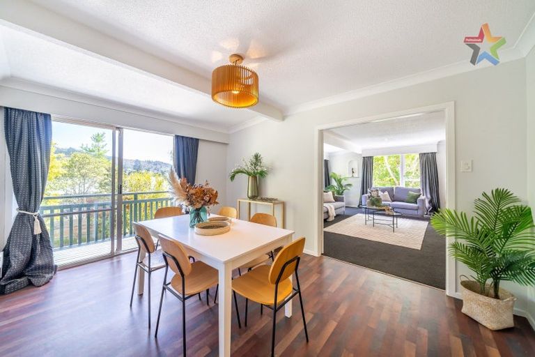 Photo of property in 7 Zeala Grove, Stokes Valley, Lower Hutt, 5019