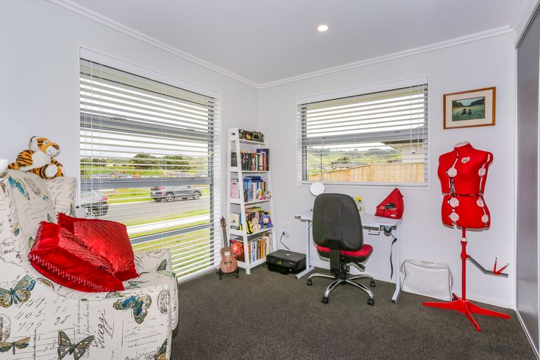Photo of property in 7 Raithburn Terrace, Pokeno, 2402