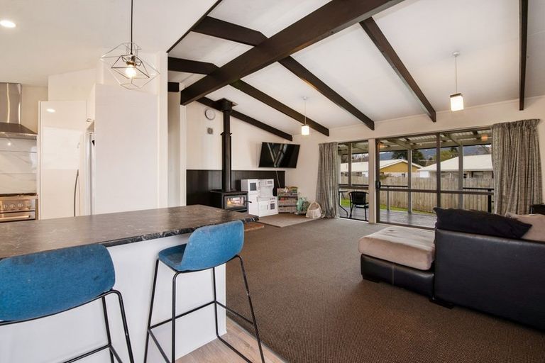 Photo of property in 9 Thebes Street, Pomare, Rotorua, 3015