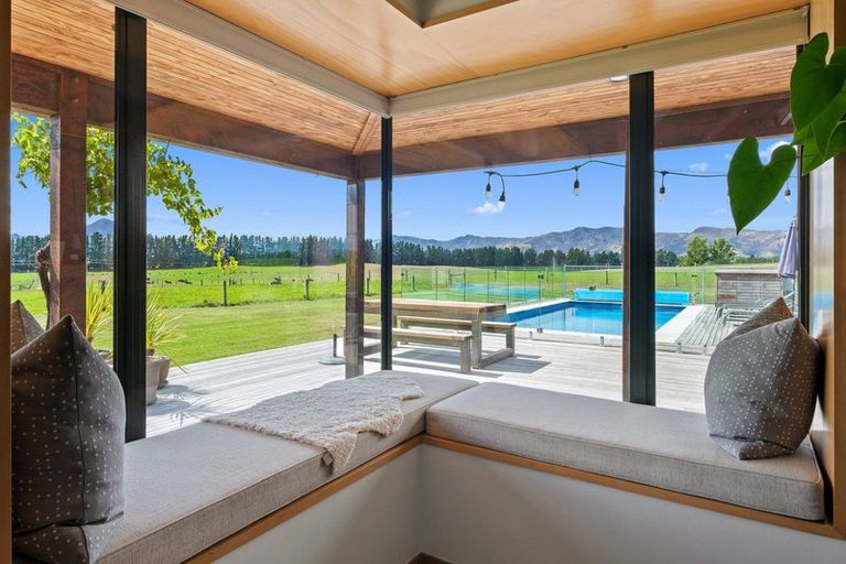 Photo of property in 539 Ballantyne Road, Wanaka, 9382