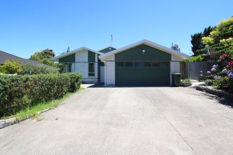 Photo of property in 3 Khaleel Place, Henderson, Auckland, 0612