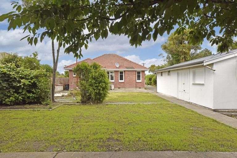 Photo of property in 56 Worthy Street, Ilam, Christchurch, 8041