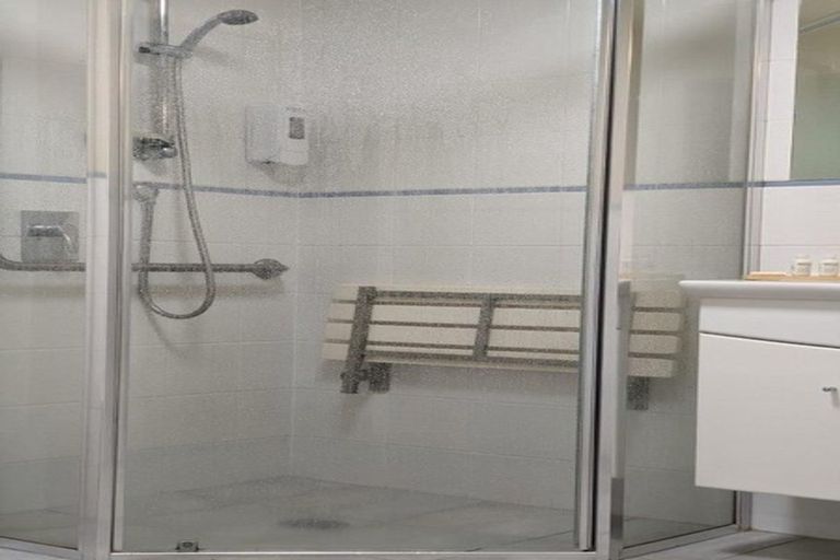 Photo of property in Anchorage Apartments, 101/36 Victoria Road, Mount Maunganui, 3116