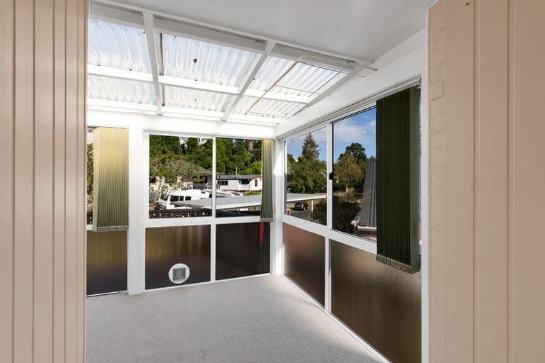 Photo of property in 87 Heta Road, Highlands Park, New Plymouth, 4312