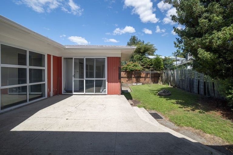 Photo of property in 1a Darroch Street, Fairy Springs, Rotorua, 3015