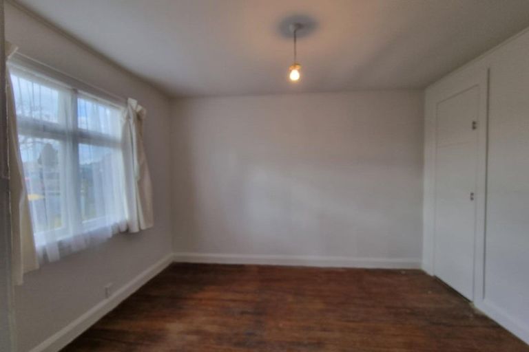 Photo of property in 37 Keepa Street, Levin, 5510