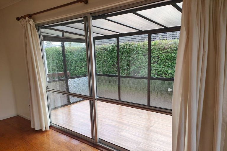 Photo of property in 38 Durham Street, Te Atatu Peninsula, Auckland, 0610