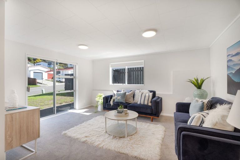 Photo of property in 42 Cortina Avenue, Johnsonville, Wellington, 6037
