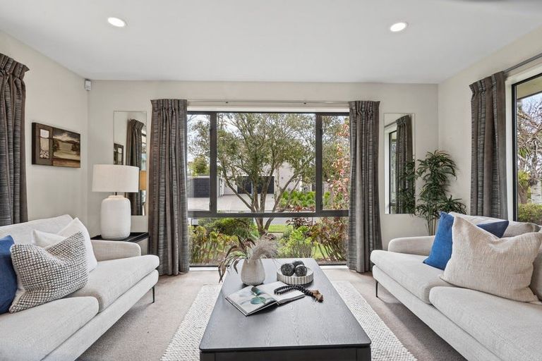 Photo of property in 16 Limes Avenue, Parklands, Christchurch, 8083