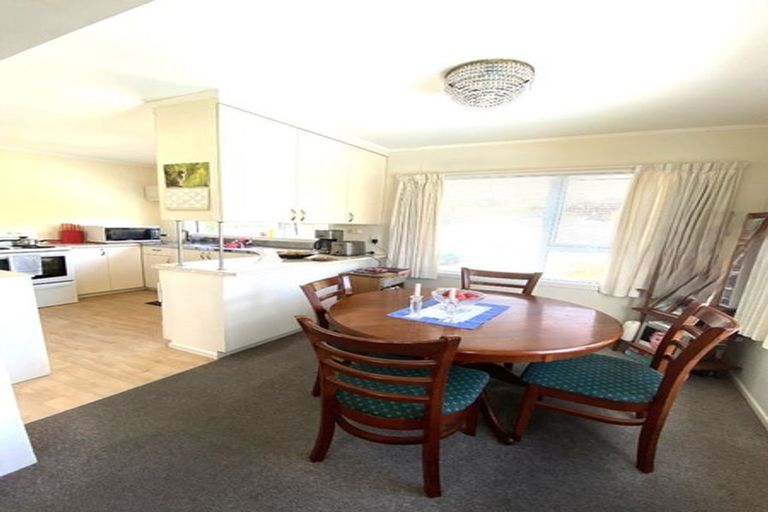 Photo of property in 3/48 Paremata Crescent, Paremata, Porirua, 5024