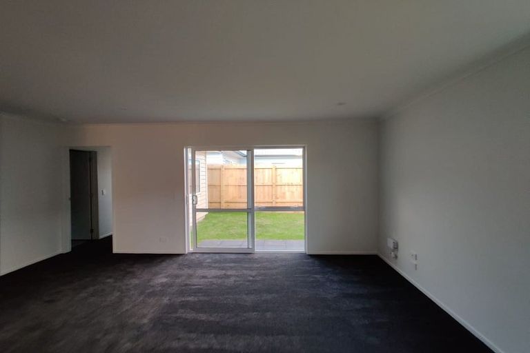 Photo of property in 23 Kapowai Boulevard, Takanini, 2112