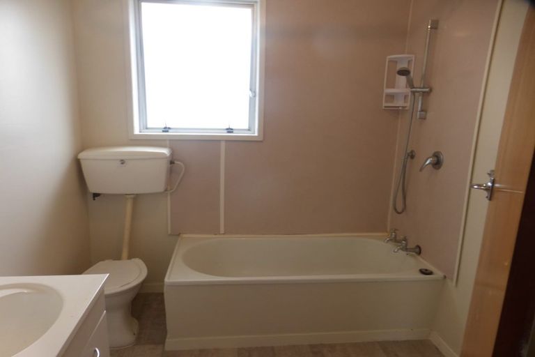 Photo of property in 8/72 Springs Road, Hornby, Christchurch, 8042