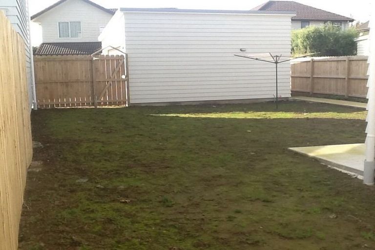 Photo of property in 203 Porchester Road, Takanini, 2112