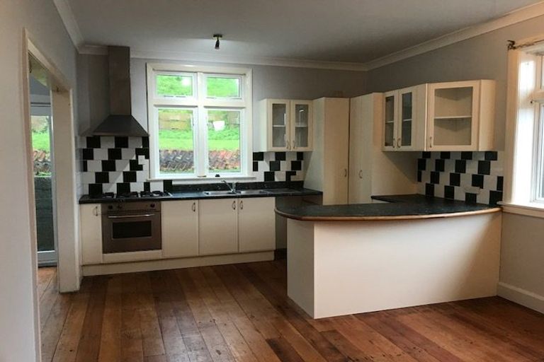 Photo of property in 118 Calabar Road, Miramar, Wellington, 6022