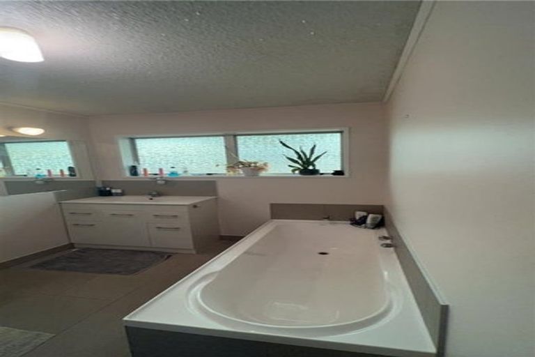 Photo of property in 64 Coronation Road, Morrinsville, 3300