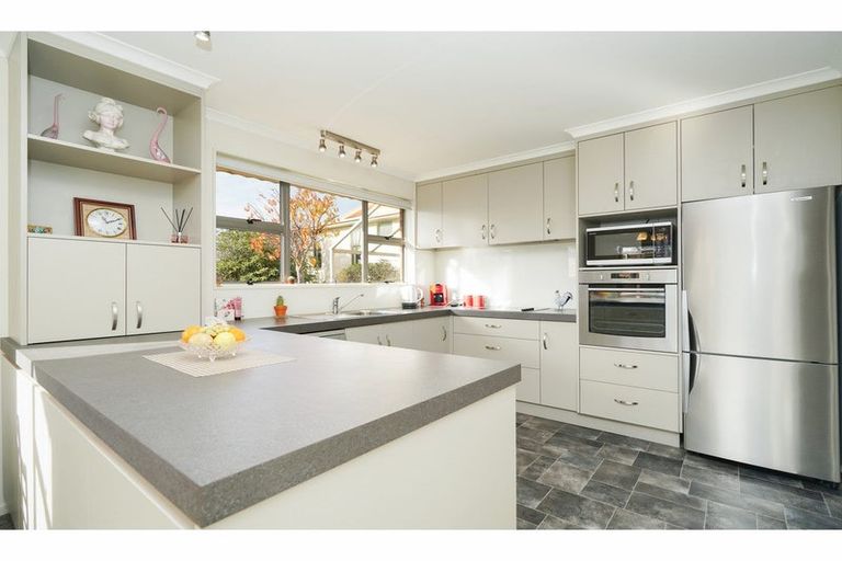 Photo of property in 160 Inglewood Road, Newfield, Invercargill, 9812