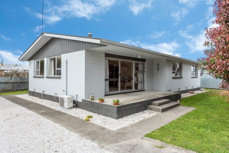 Photo of property in 27 Stuart Street, Blenheim, 7201