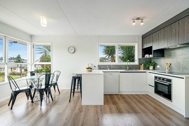 Photo of property in 5 Stainton Place, Otara, Auckland, 2023