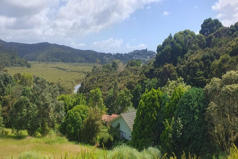 Photo of property in 12 Puketiro Place, Paihia, 0200