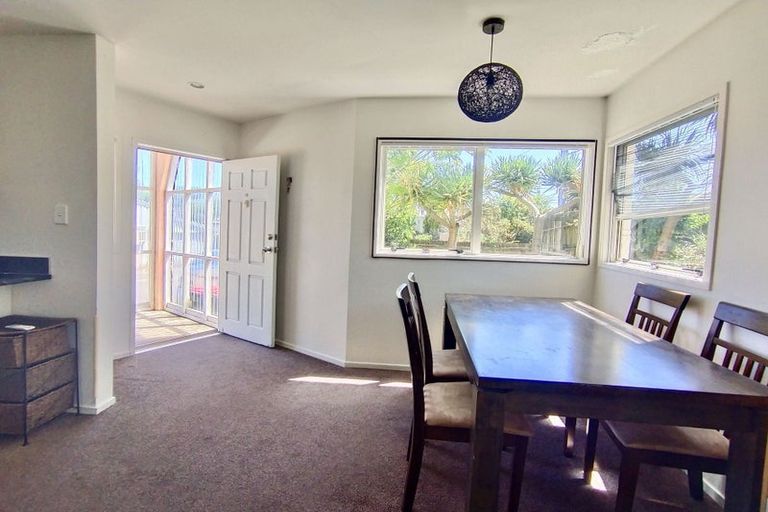 Photo of property in 131i St Georges Road, Avondale, Auckland, 0600