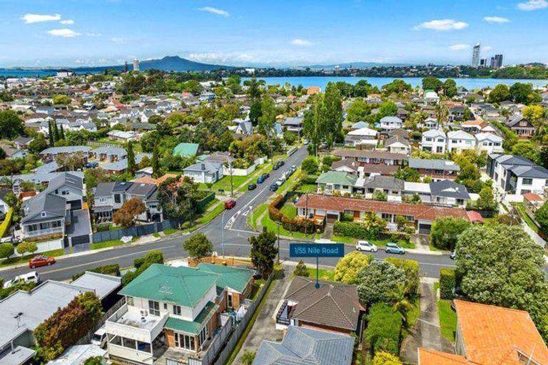 Photo of property in 1/55 Nile Road, Milford, Auckland, 0620