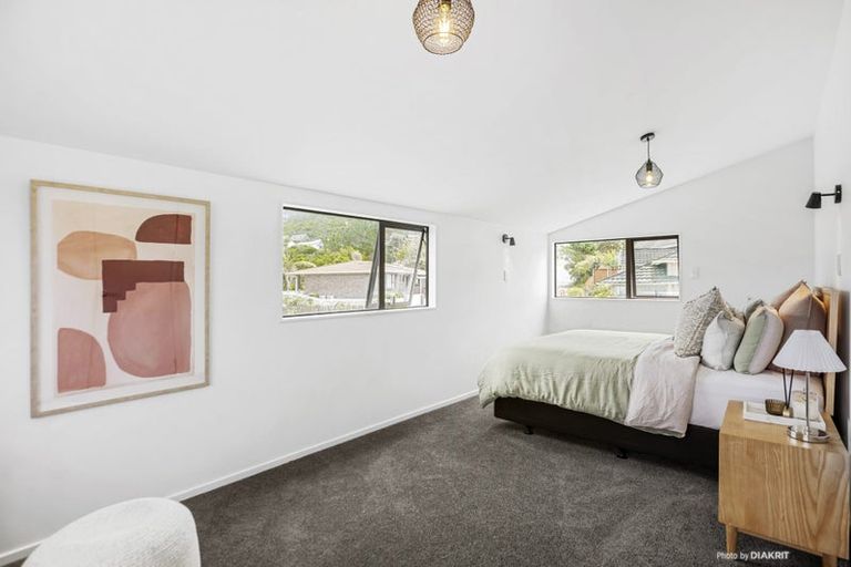 Photo of property in 48 Percy Dyett Drive, Karori, Wellington, 6012