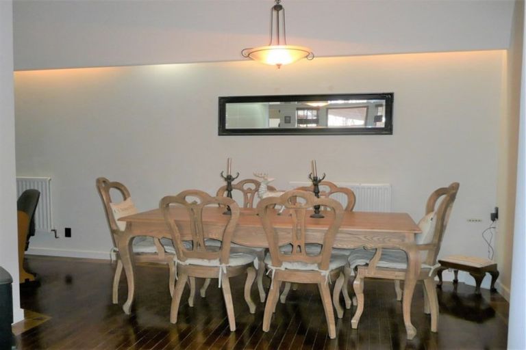 Photo of property in 14 Kitchener Square, Highfield, Timaru, 7910